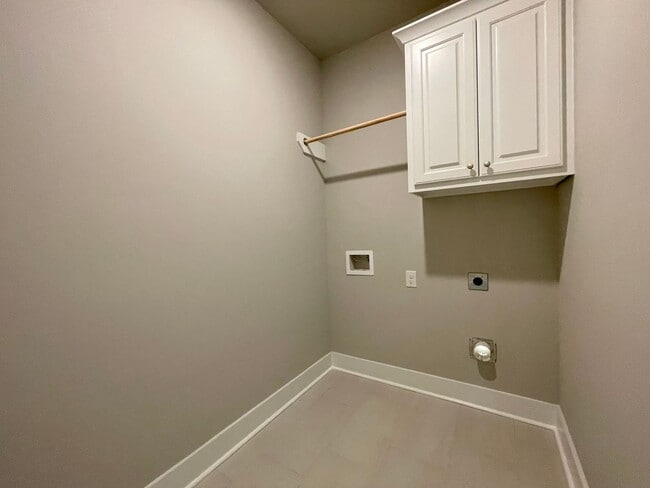 Building Photo - Beautiful home In Ascension!