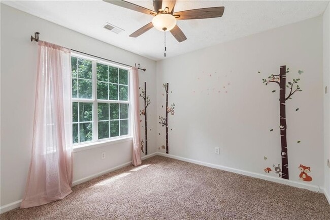 Building Photo - 2055 Amberly Glen Way