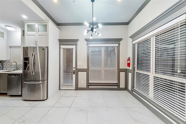 Building Photo - 632 N Eldridge Pky