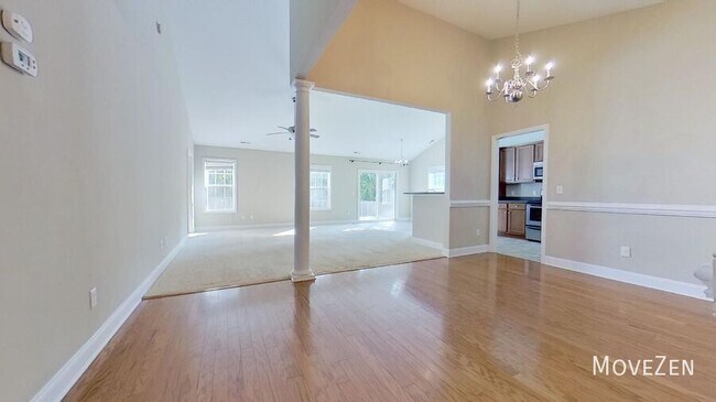 Building Photo - 1718 Heatherstone Ln