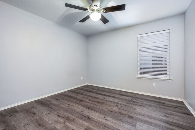 Building Photo - 209 Tripp Trail