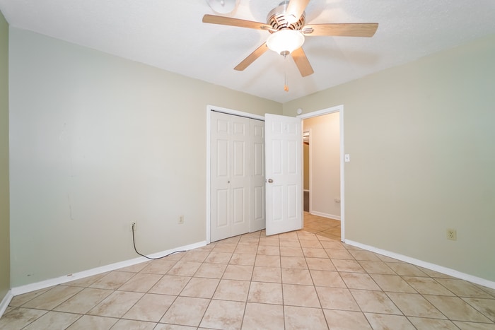 Building Photo - 1215 Rockingham Dr