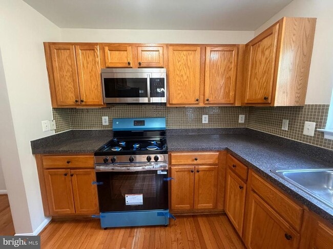 Building Photo - 4805 Springmaid Ln