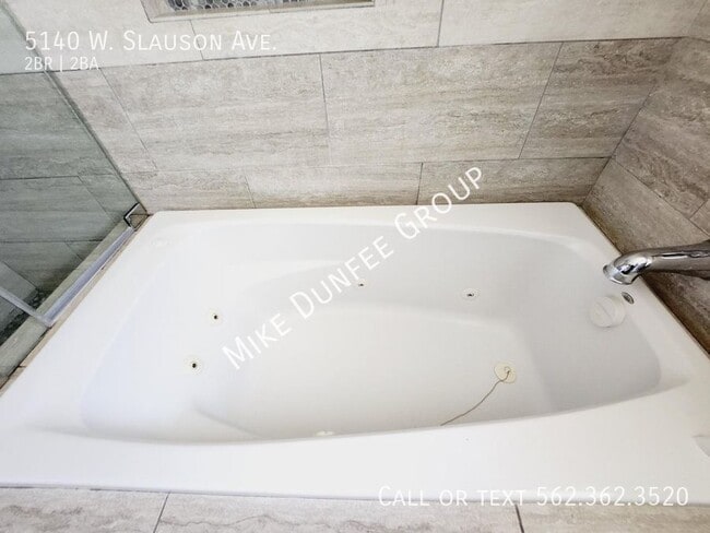 Building Photo - 5140 W Slauson Ave