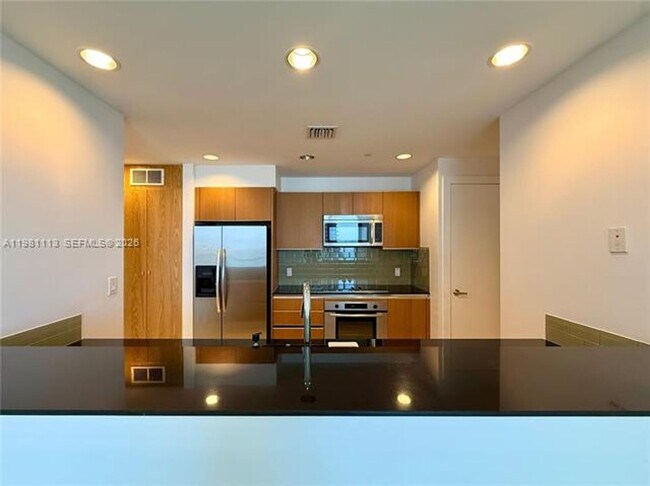 Building Photo - 1050 Brickell Ave