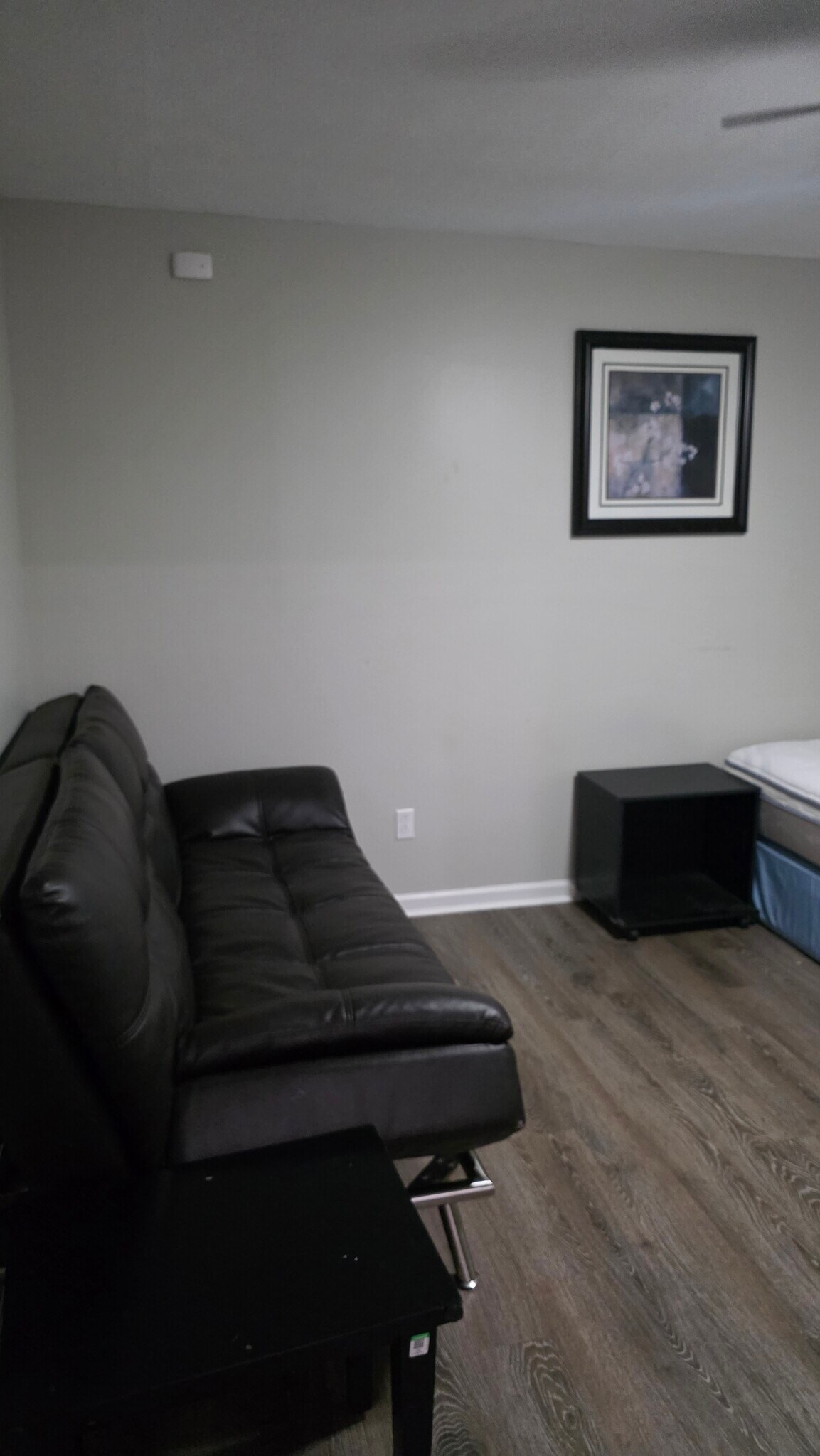 Building Photo - 1417 22nd Ave N