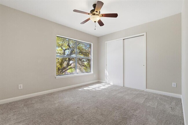 Building Photo - 1715 Ruthie Run