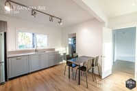 Building Photo - Sweet Silver Lake One Bedroom | Upper Unit...