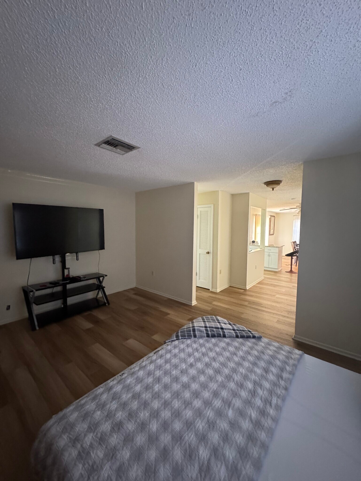 Building Photo - 6452 109th Ter N