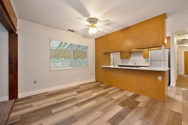 Building Photo - Charming 3 Bedroom, 2 Bath Home Close to Town