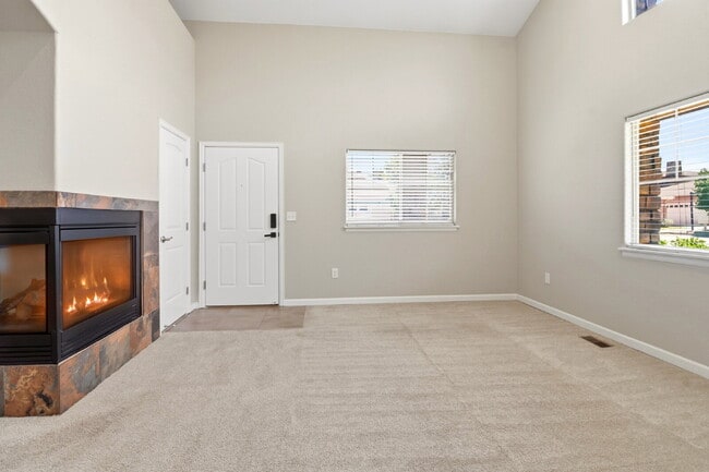 Building Photo - $2,940.45 - 4 Bed, 3 Bath Townhome In Commerce City with Central AC and In Unit Laundry!
