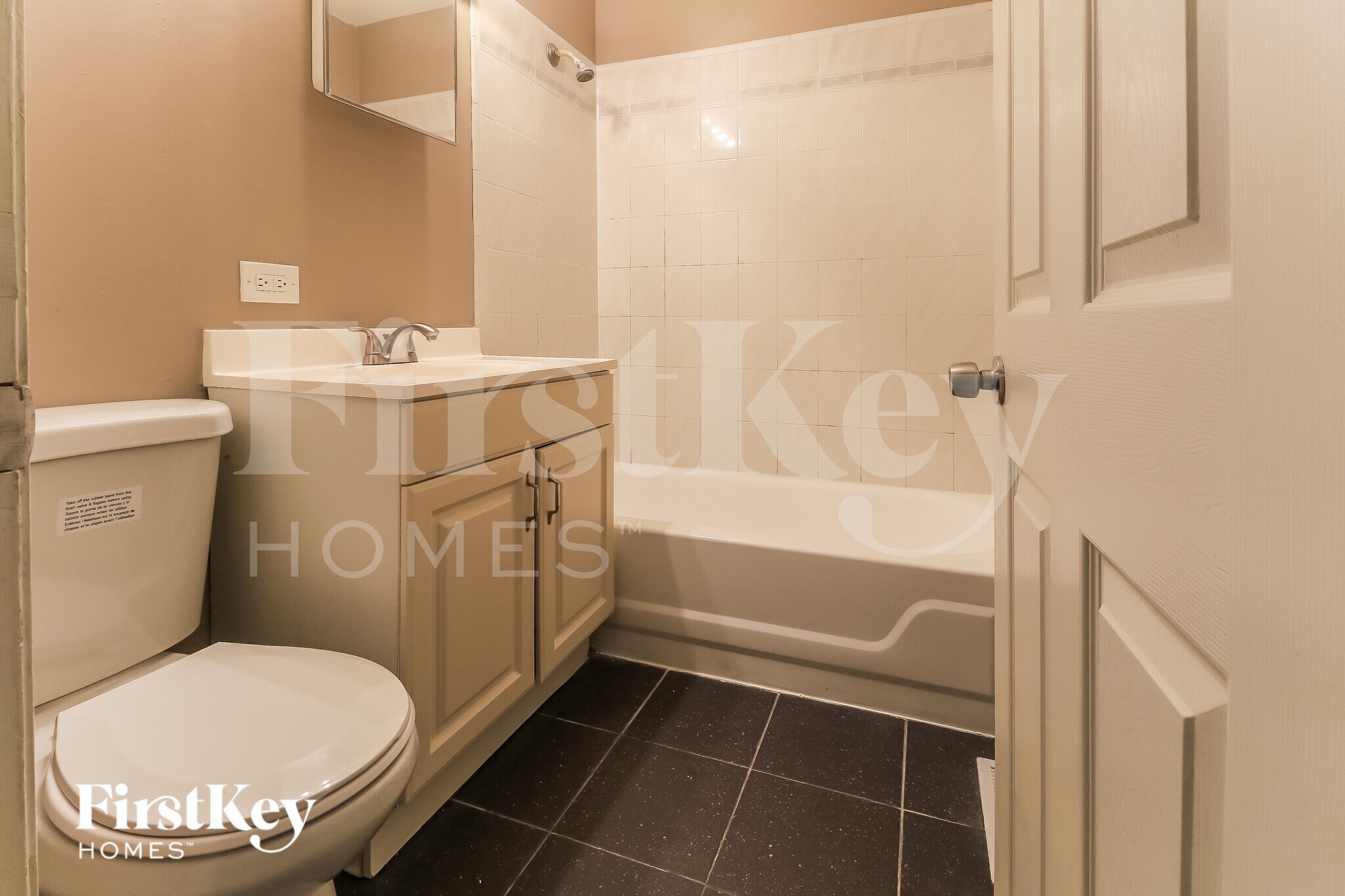 Building Photo - 67 Austin Ave