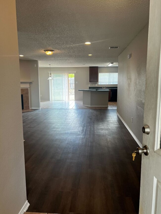Building Photo - 1601 Hedgewood Trail