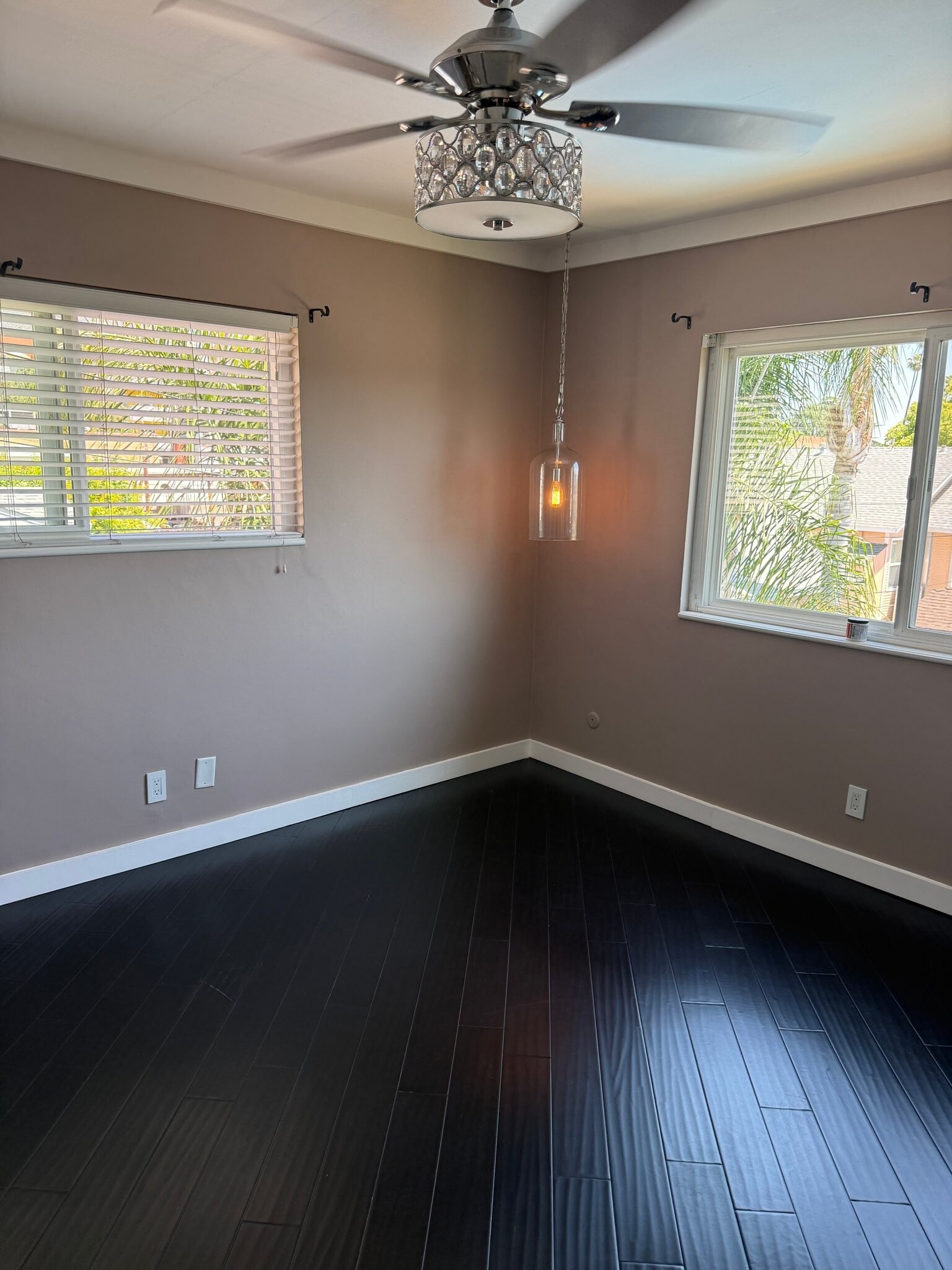 Building Photo - 1119 Sonora Ave