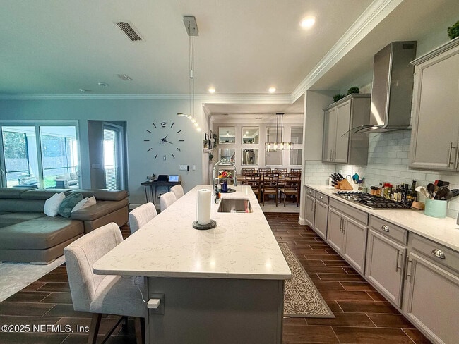 Building Photo - 2866 Montilla Dr