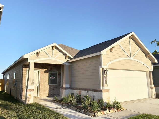 Building Photo - 8042 Cypress Bonsai Dr