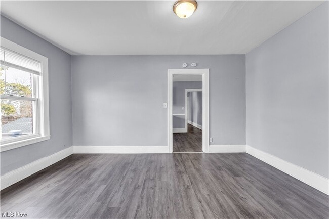 Building Photo - 4657 Warner Rd