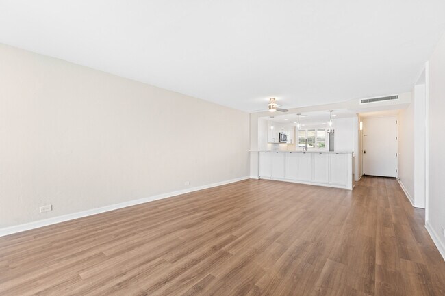 Building Photo - 500 Lunalilo Home Rd