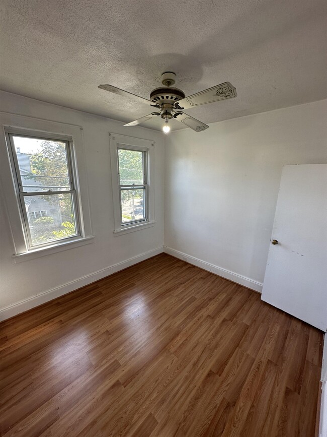 Building Photo - 79 Kipp Ave
