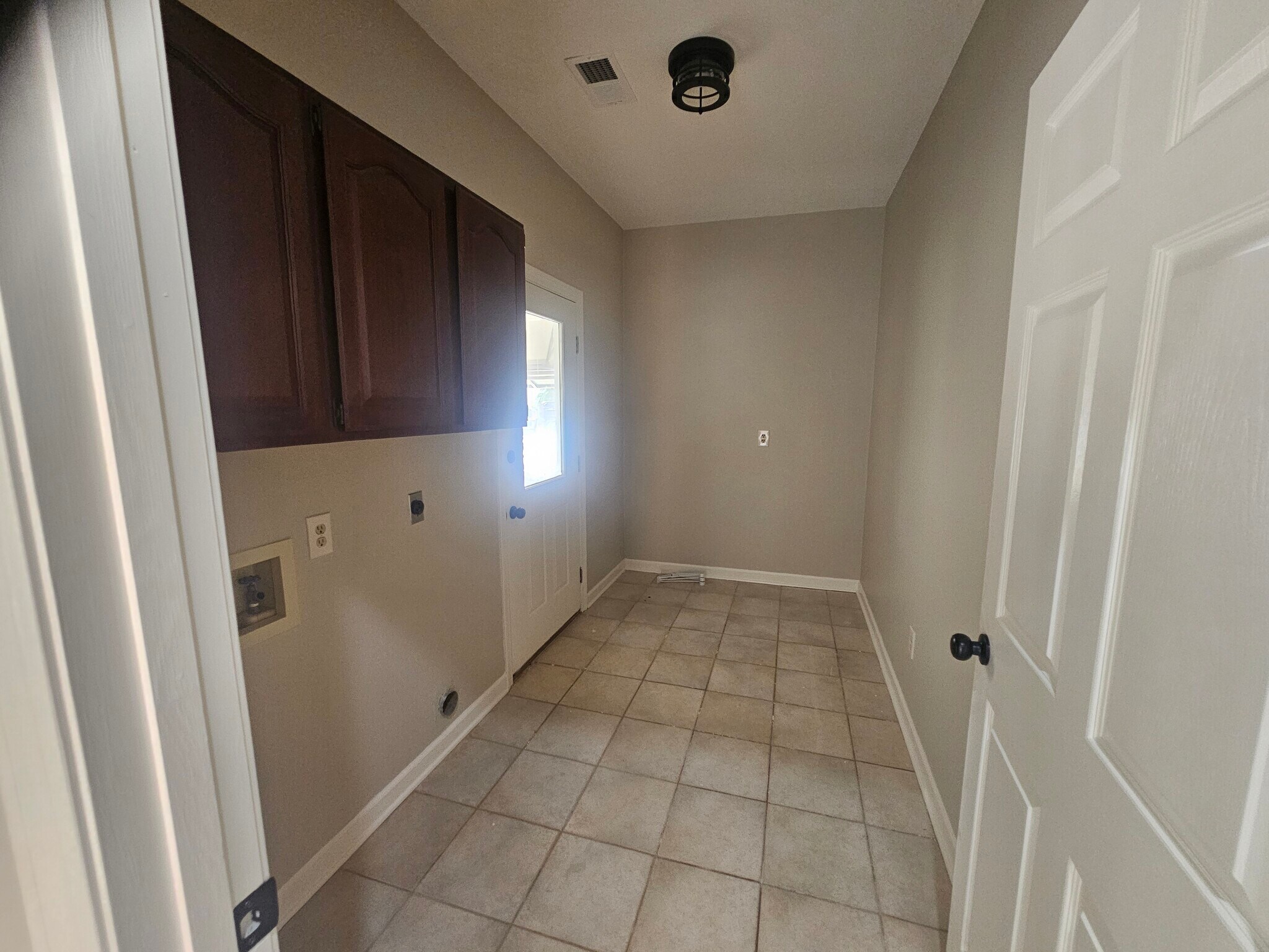 Laundry - 7765 Whitten Point Cv