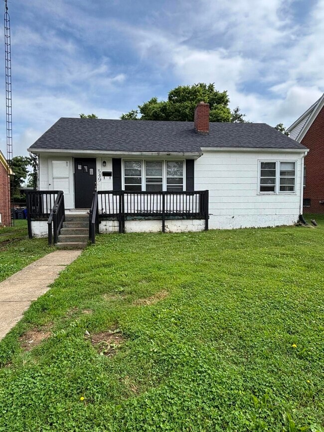 Primary Photo - 549 Haskins Dr