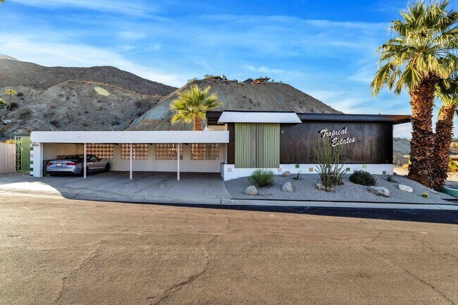 Building Photo - 39955 Estates Rd