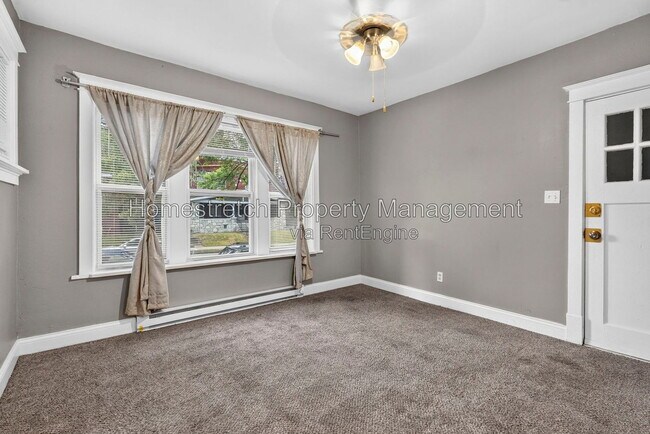 Building Photo - 3107 Osceola St