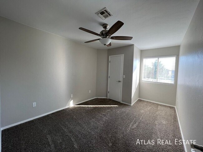 Building Photo - 10237 E Desert Skyline Way