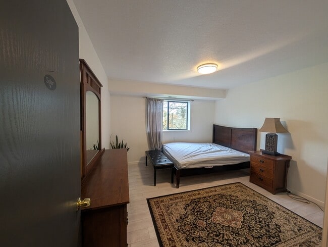 Building Photo - 539 Hatfield Dr