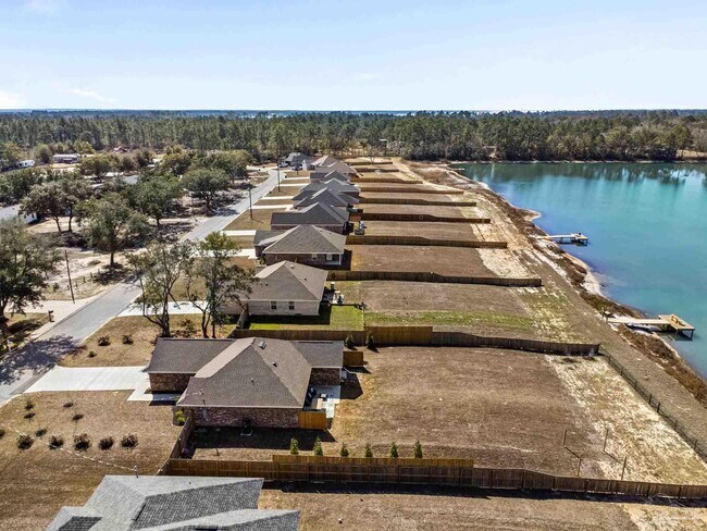 Building Photo - 7911 Twin Lake Dr