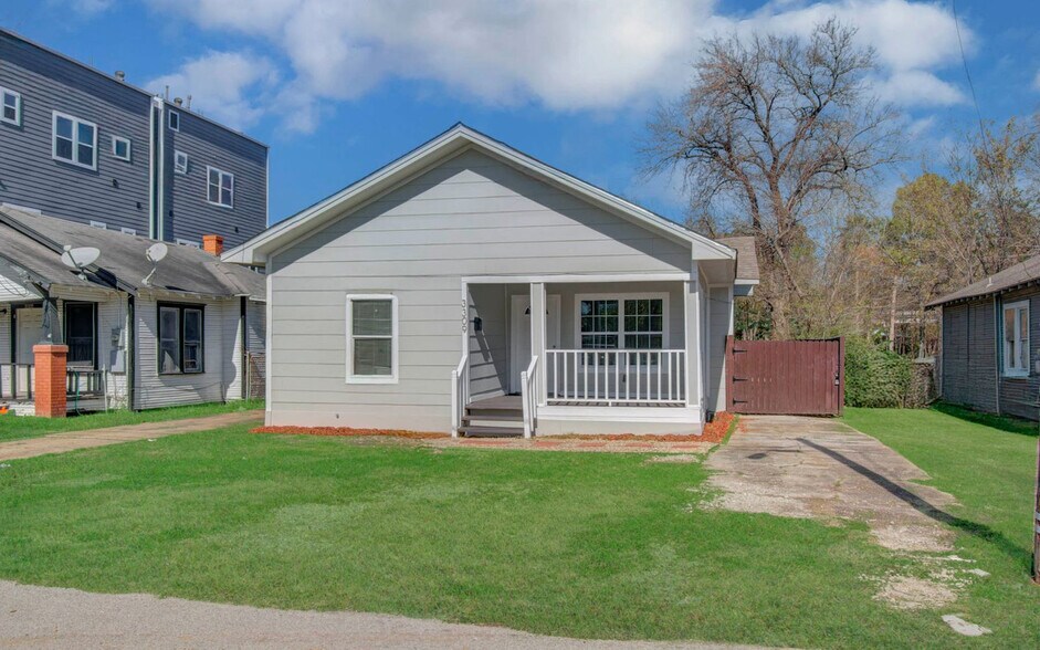 Building Photo - 3309 Webster St