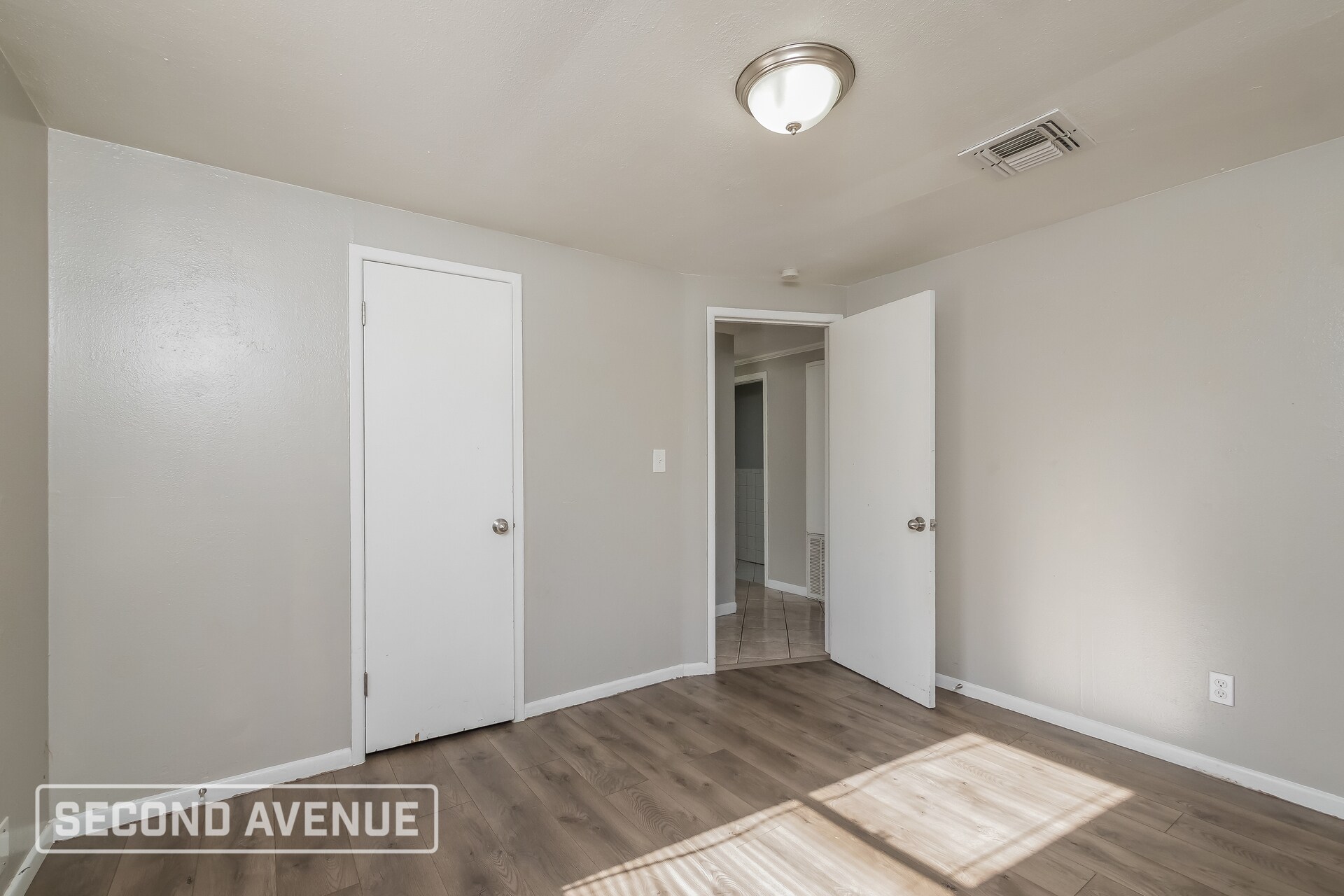 Building Photo - 3100 SW 45th St