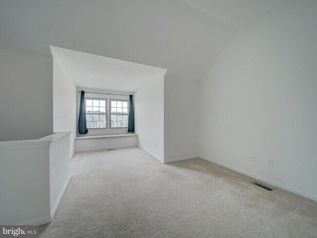 Building Photo - 3022 Kings Village Rd