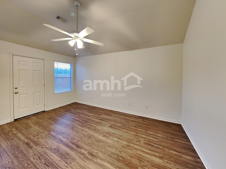 Building Photo - 18514 Inwood Elm Cir