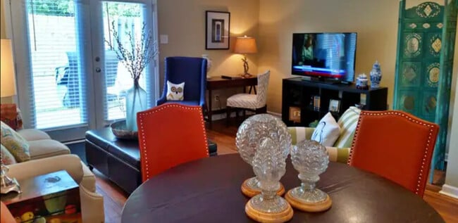 Building Photo - The Meadows Of Centerville