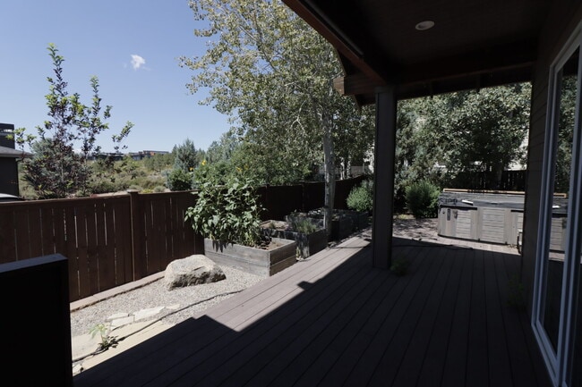 Building Photo - Modern Design Meets Mountain Living on Ben...