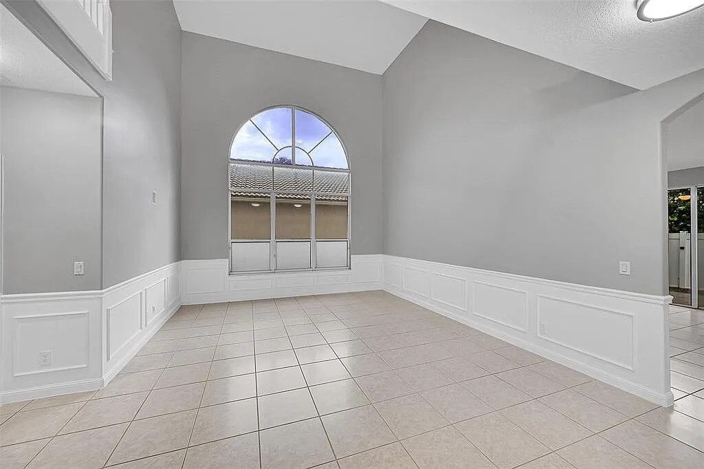 Building Photo - 4765 S Classical Blvd