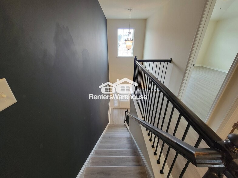 Building Photo - 9348 Lantana Trail