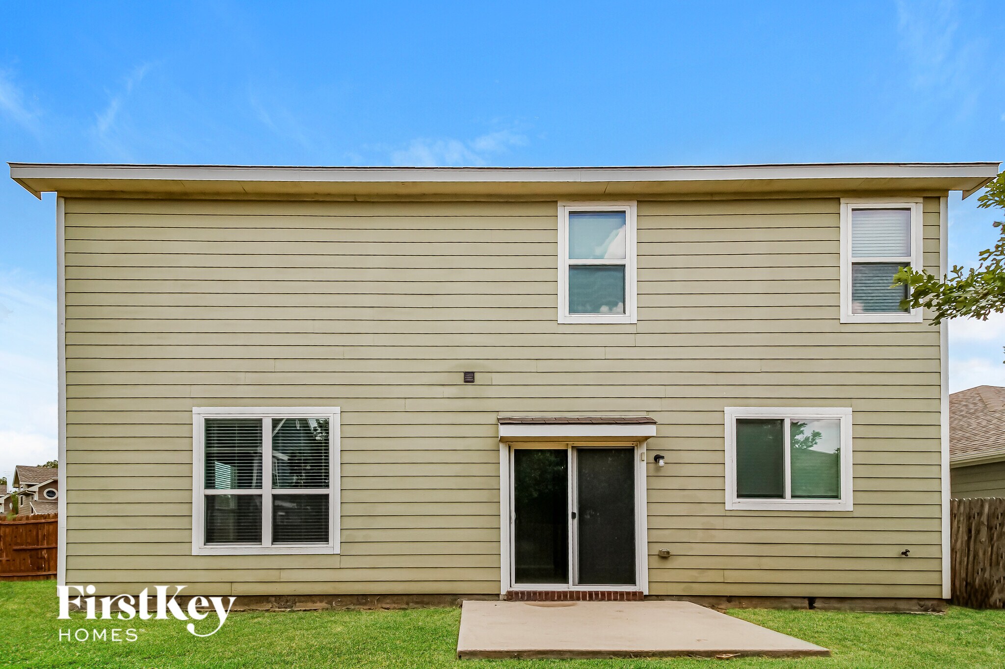 Building Photo - 2209 Windsor Farms Dr