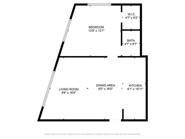 Building Photo - 840 SE 22nd Ave