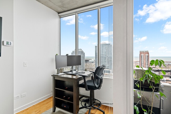 Building Photo - 1720 S Michigan Ave