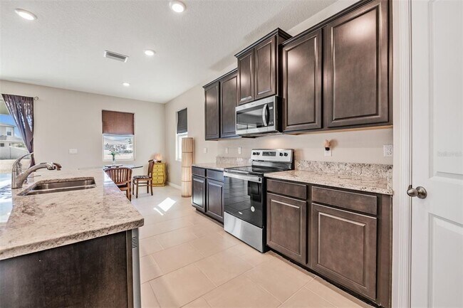 Building Photo - 10653 Tally Fawn Loop