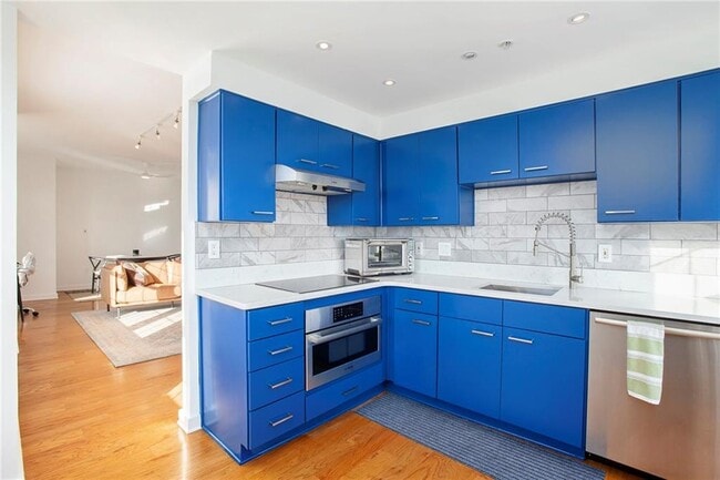 Building Photo - 199 14th St NE