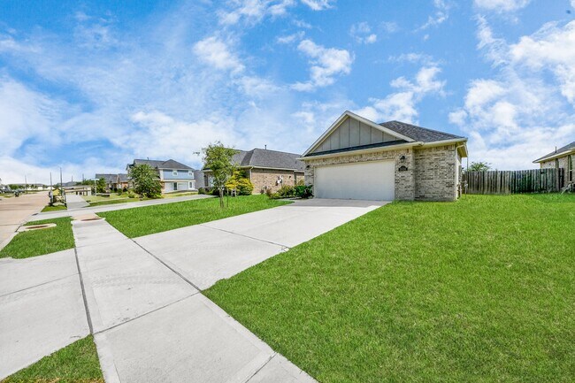 Building Photo - 31538 Eldorado Ln