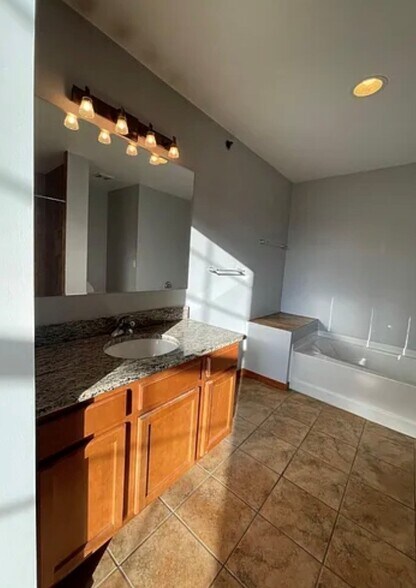 Master Bath (tub + shower) - 2003 Brooklyn
