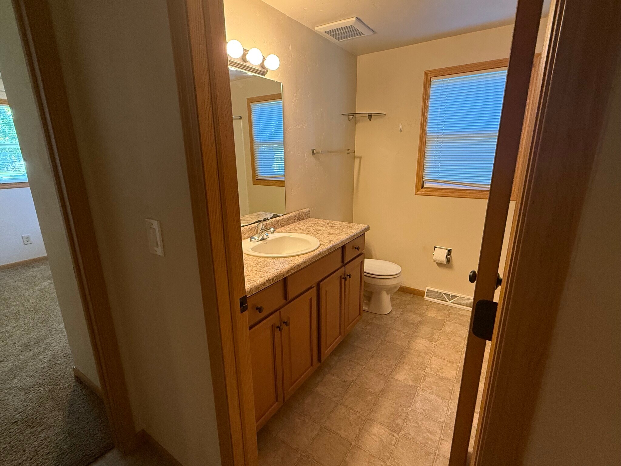 Building Photo - 2688 Lavender Ln