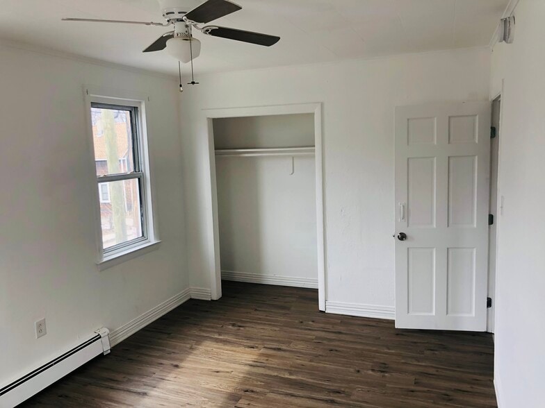 Building Photo - 22 Lafayette St