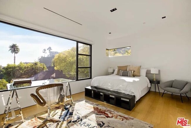 Building Photo - 1331 Belfast Dr