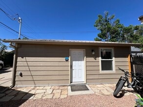 Building Photo - 1126 Rudd Ave