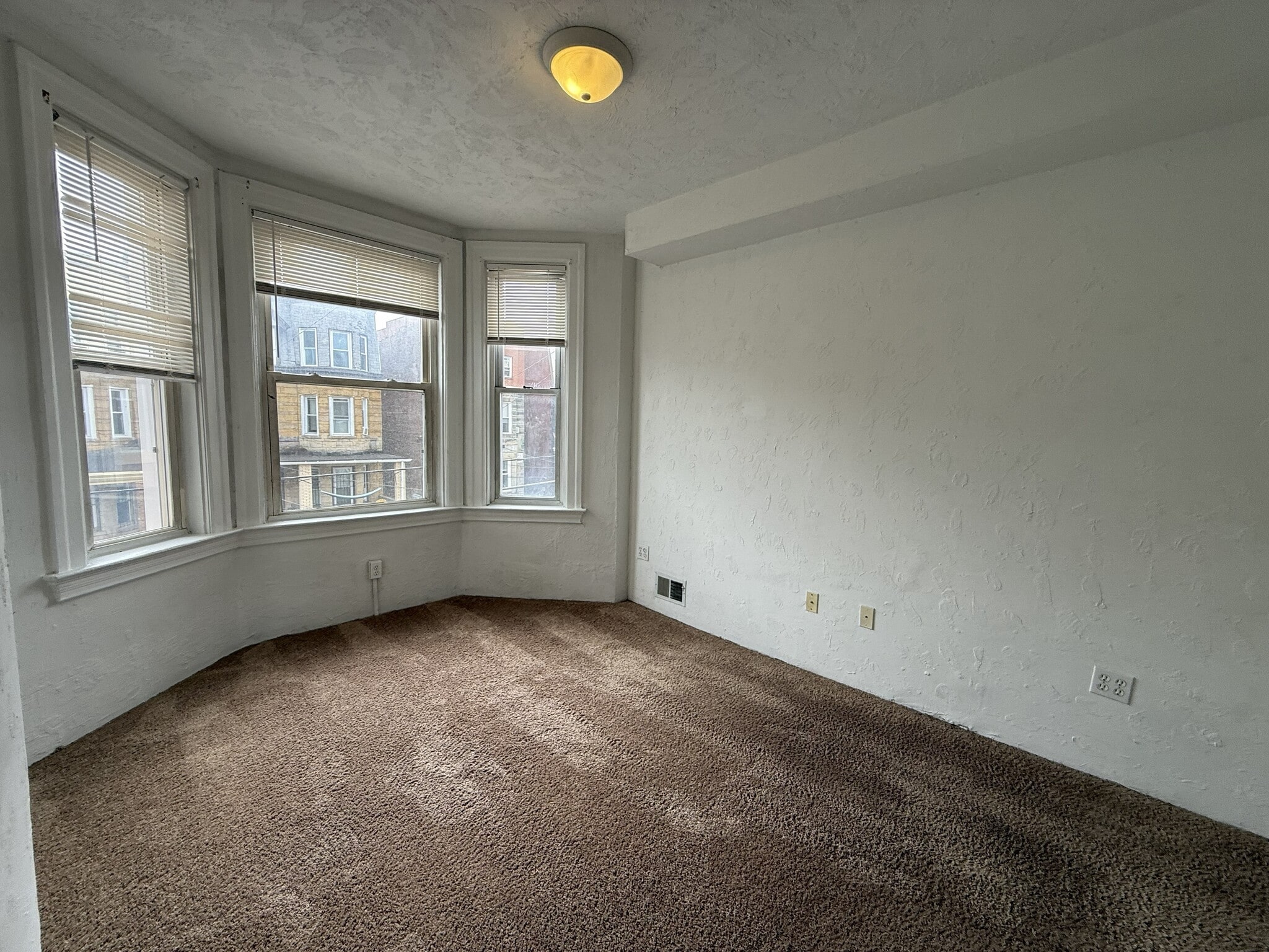 1st Bedroom - 3615 Dawson St